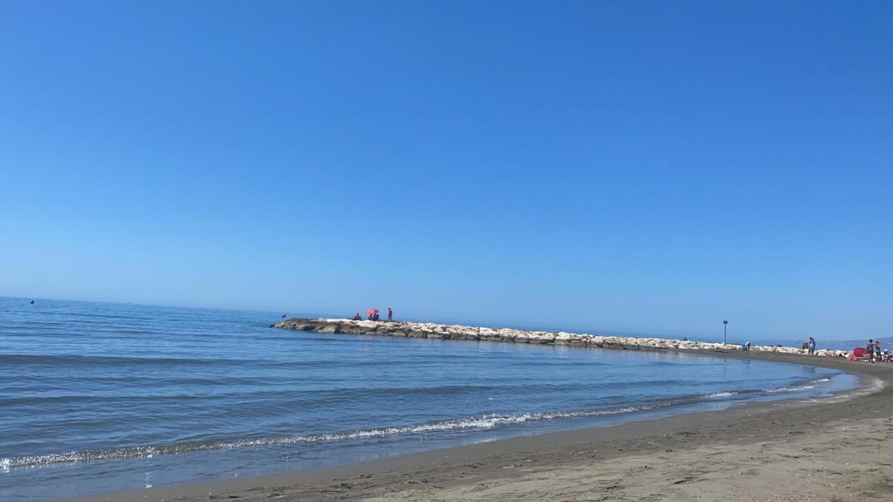 Casa Carmen Atico Primera Linea De Playa Màlaga Exteriér fotografie